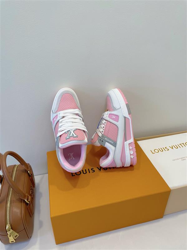 20251128154046377 390